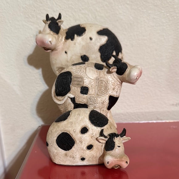 Charming Black and White Cow Figurine Set - Picture 1 of 4